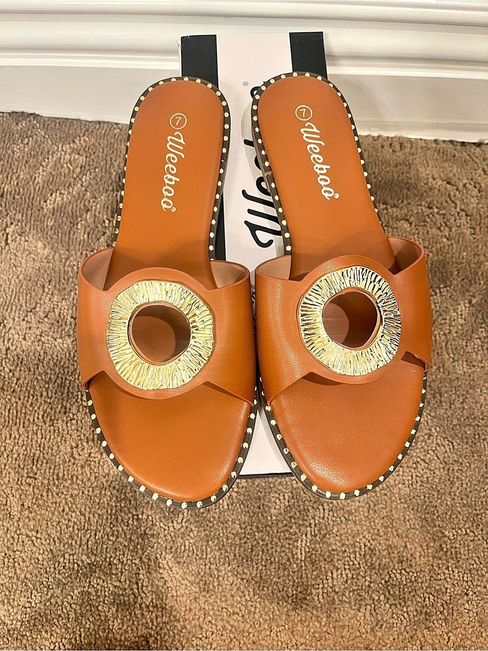 Weeboo Studded Flat Sandals Brown US 7